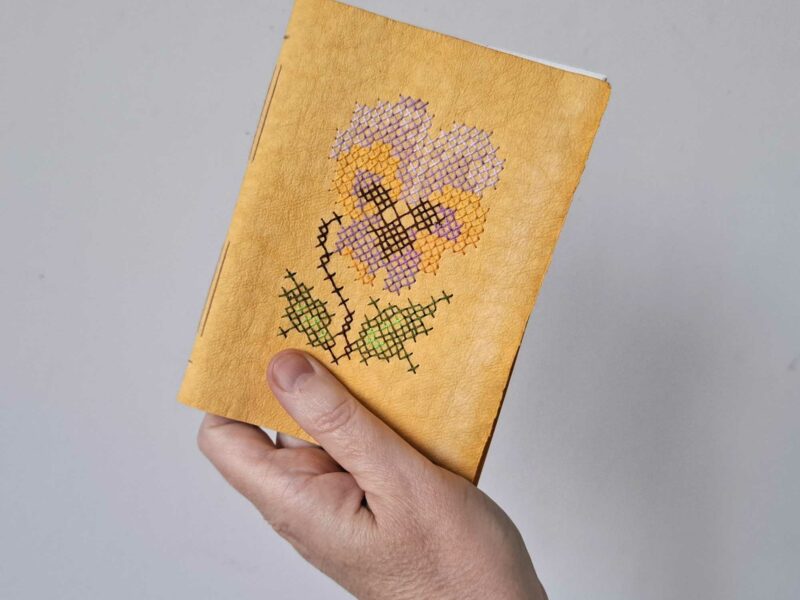 Notes szyty ręcznie